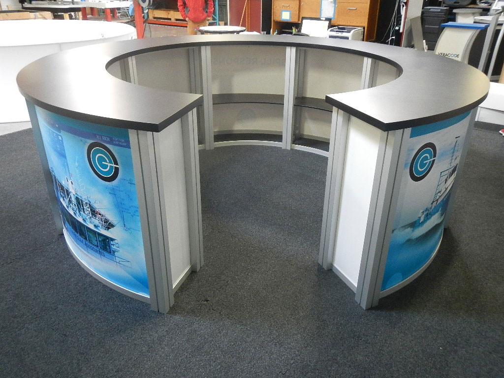 RE-1226 Rental Display / Counter / Workstation -- Image 3